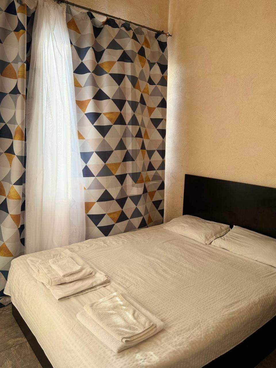 Centre Hotel-Hostel Ереван Экстерьер фото