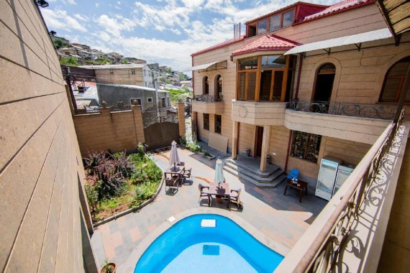 Centre Hotel-Hostel Ереван Экстерьер фото